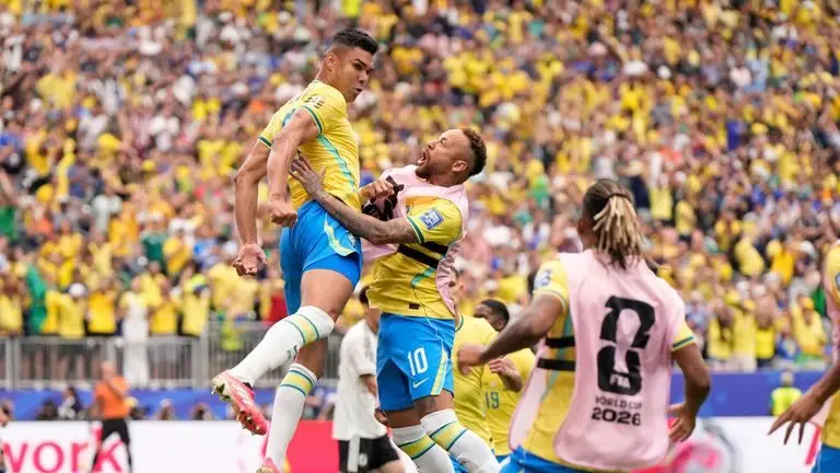 2026年世界杯：巴西2-1日本 - 加布里埃尔·马丁内利在最后时刻打入制胜球
