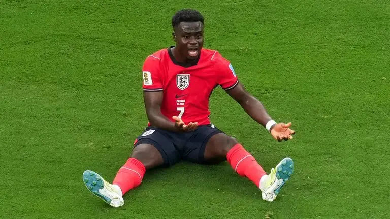 英格兰2-0战胜巴拿马：球员评分与表现分析
