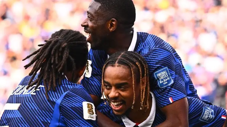 2026年世界杯:法国3-0瑞典 - 基利安·姆巴佩和迈克尔·奥利塞的精彩表现助球队轻松晋级