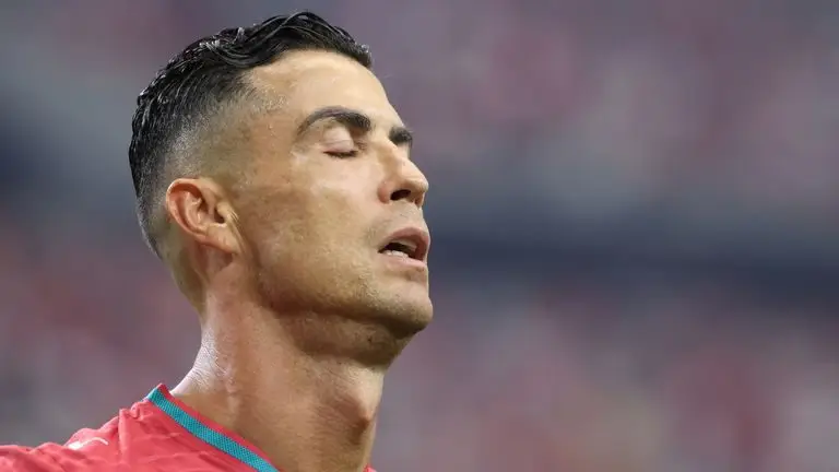 2026年世界杯：葡萄牙0-1西班牙 - 米克尔·梅里诺在最后时刻送西班牙晋级四分之一决赛，C罗未能发挥