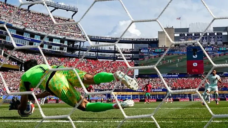 2026年世界杯:法国2-0摩洛哥 - 基利安·姆巴佩的魔法决定四分之一决赛